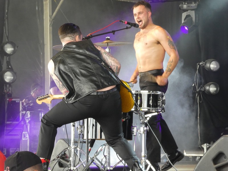Slaves Download Festival 