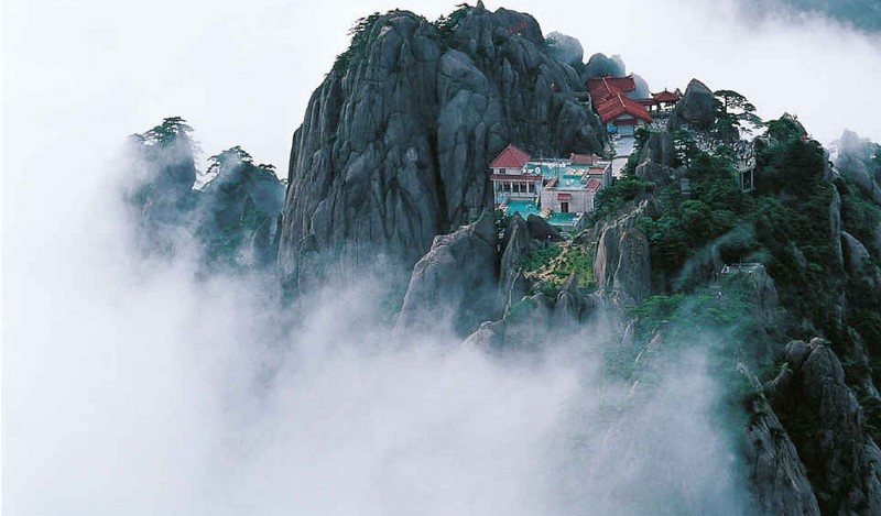 A la cime des montagnes de Chi Zijian photo