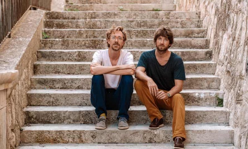  Kings of Convenience