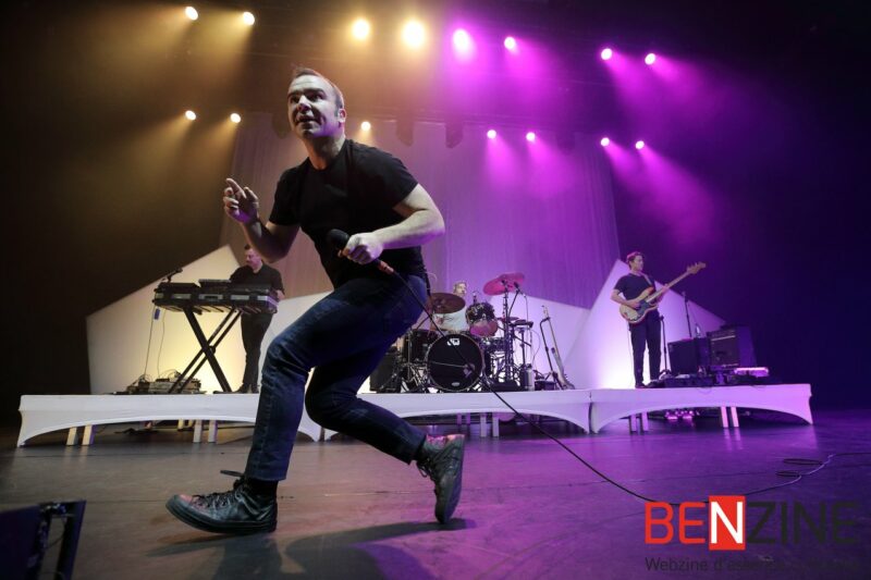 Future Islands Olympia Robert Gil