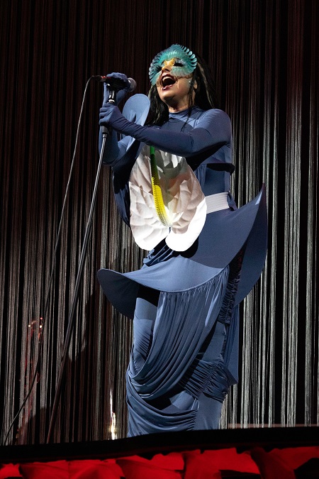 2023 09 09 Björk Accor Arena OFFICIELLES