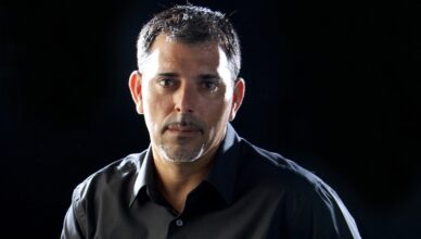 Víctor del Árbol