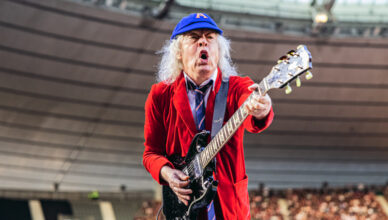 ACDC Photo GH 01