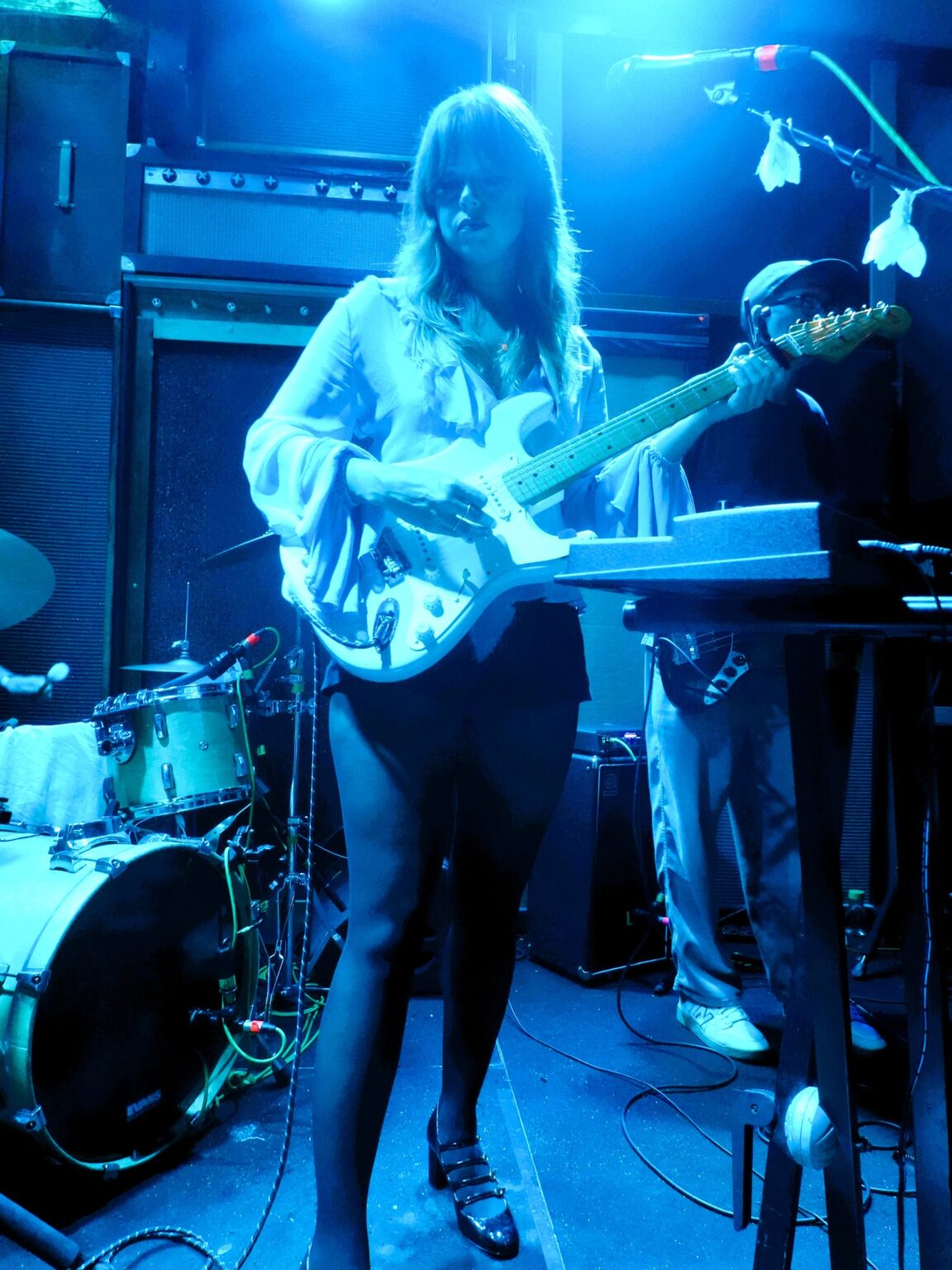 [Live Review] Ruth Radelet et KNDNS au Supersonic Records : la belle et ...