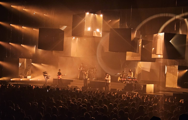 Feu Chatterton Accor Arena SN 03