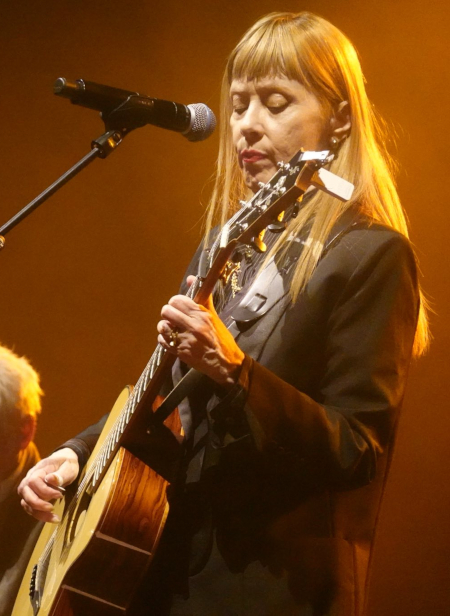 Suzanne Vega Pleyel LB 02