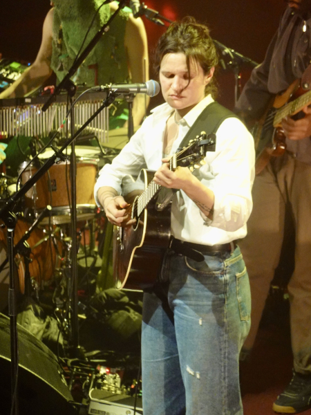 Big Thief Olympia Gilles Barbeaux 05